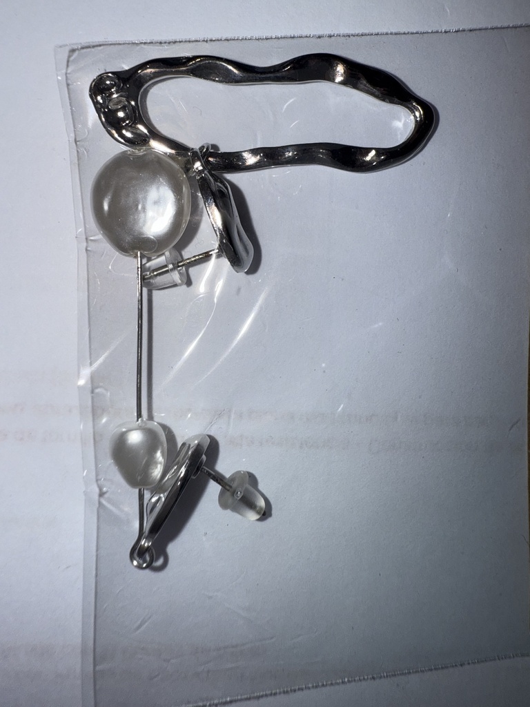 Arete plateado perla