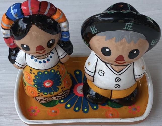 SALEROS MARIACHI
