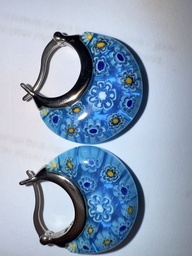 [Gp56] Arete  de vidrio azul